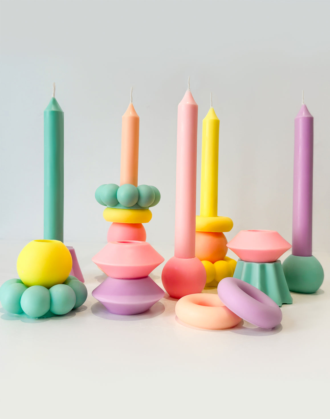 VELA PASTEL CROWN